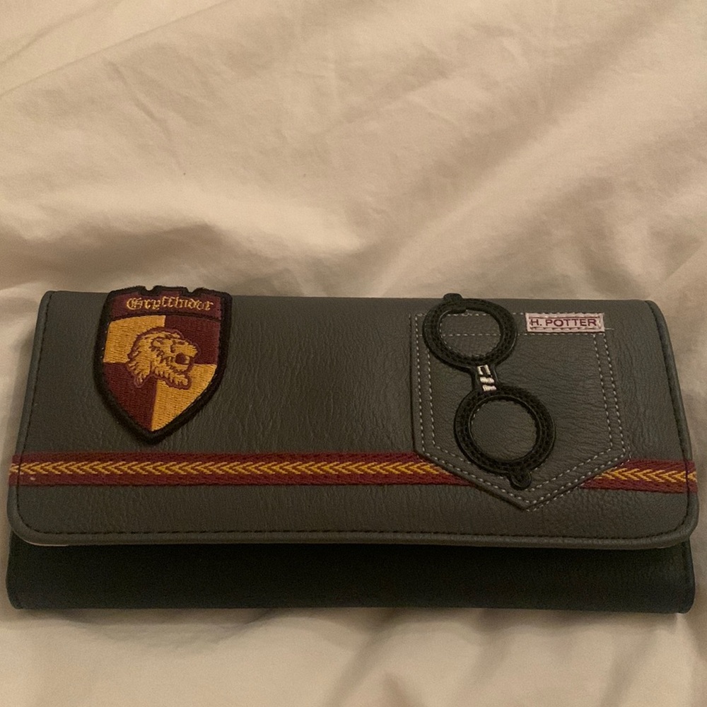 Harry Potter Loungefly trifold Wallet..New
